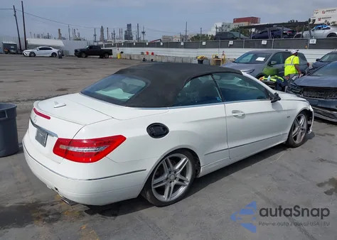 2012 Mercedes-Benz E 350 из США, поврежденный, VIN WDDKK5KF3CF164187
